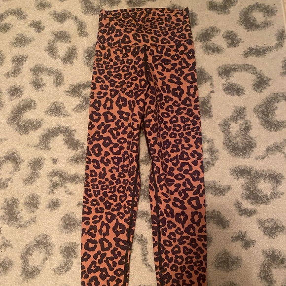 Beach Riot leopard Piper Legging Small - Picture 7 of 9
